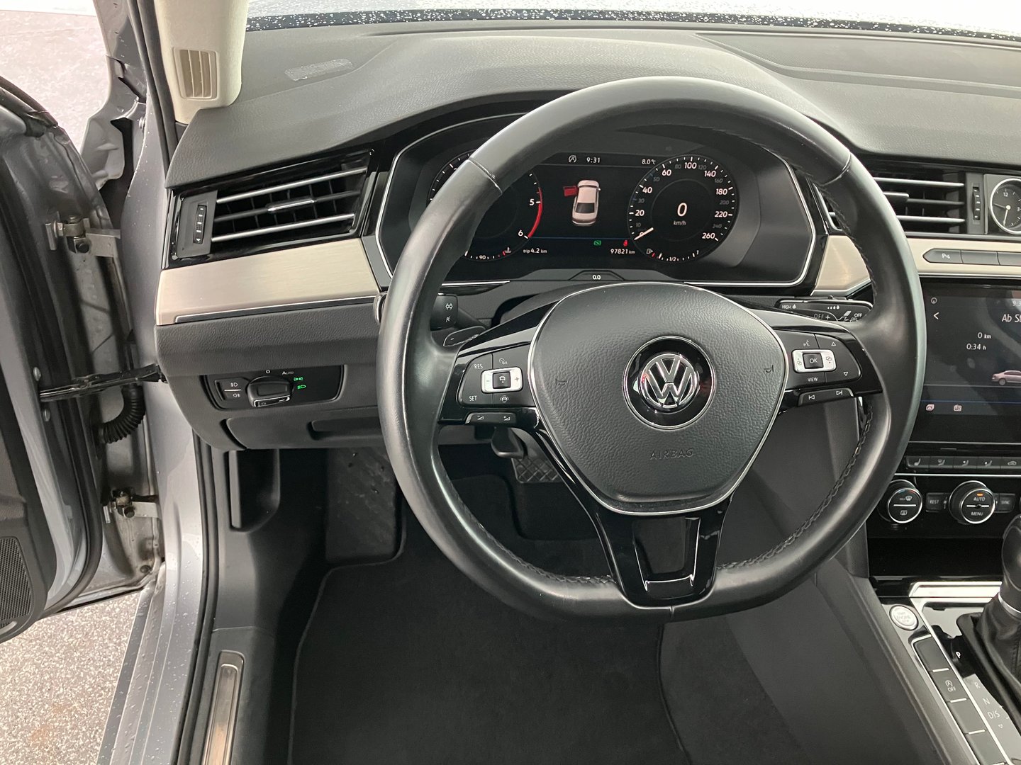 VW Passat Highline TDI SCR DSG | Bild 5 von 14