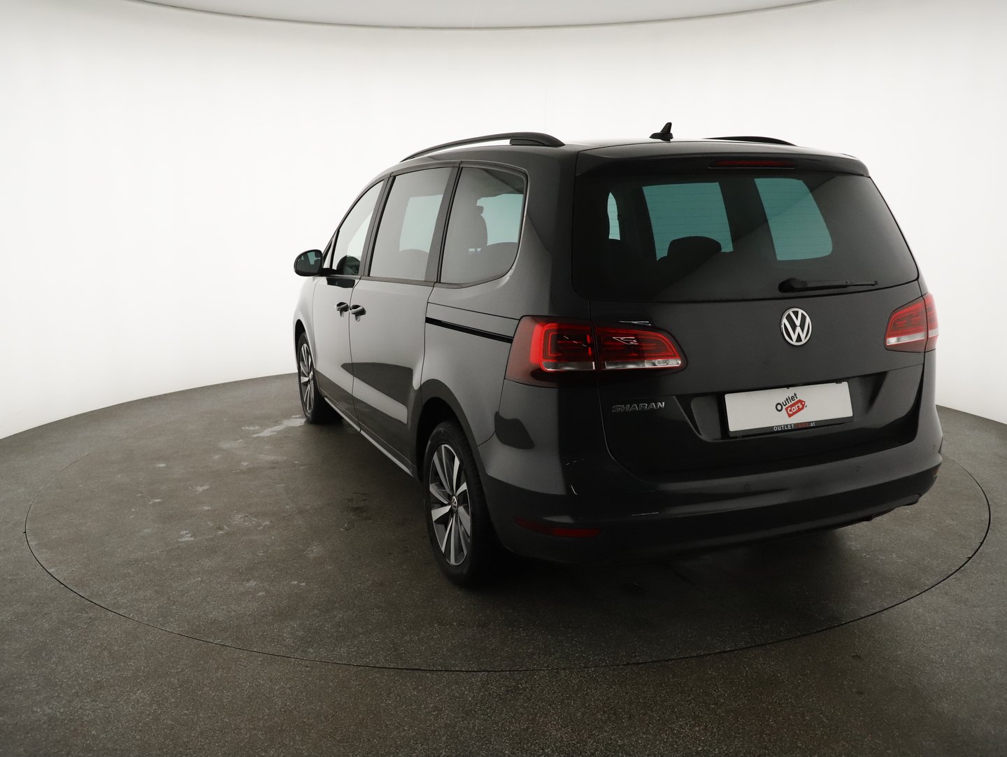 VW Sharan Business+ 1,4 TSI DSG | Bild 2 von 24