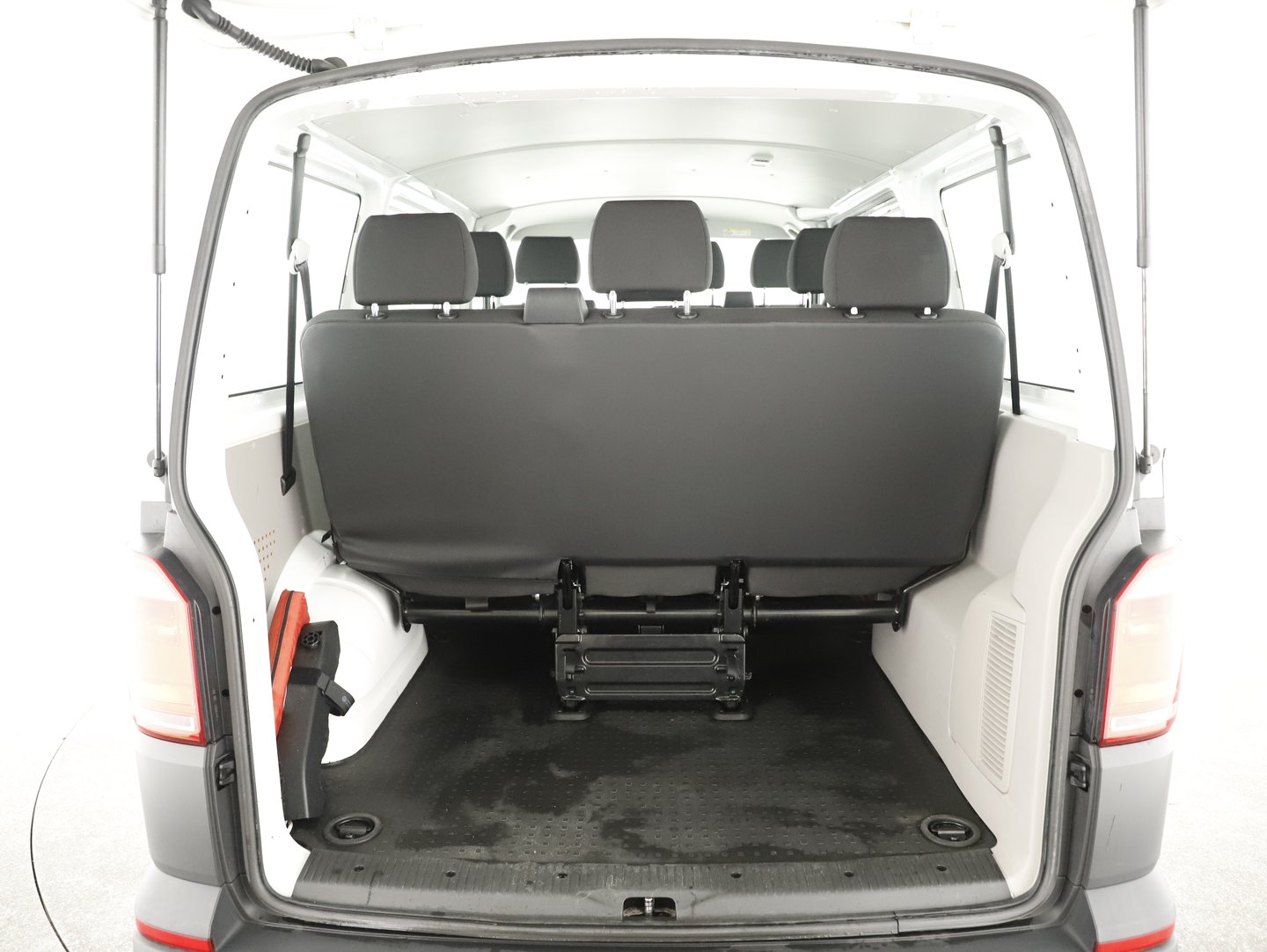 VW Kombi KR 2,0 Entry TDI BMT | Bild 24 von 27