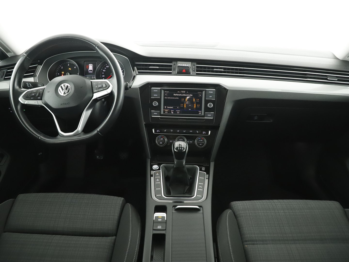 VW Passat Variant Business TDI | Bild 12 von 22