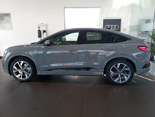 Bild eines Q4 Sportback 55 e-tron quattro