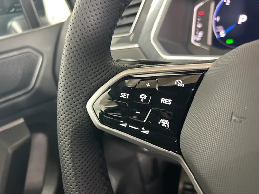 Bild eines VW Tiguan Allspace R-Line TDI DSG