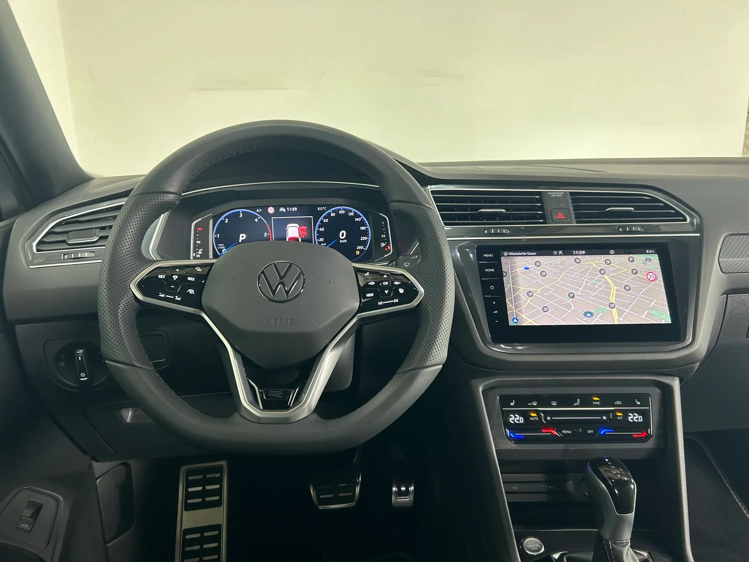 Bild eines VW Tiguan Allspace R-Line TDI DSG