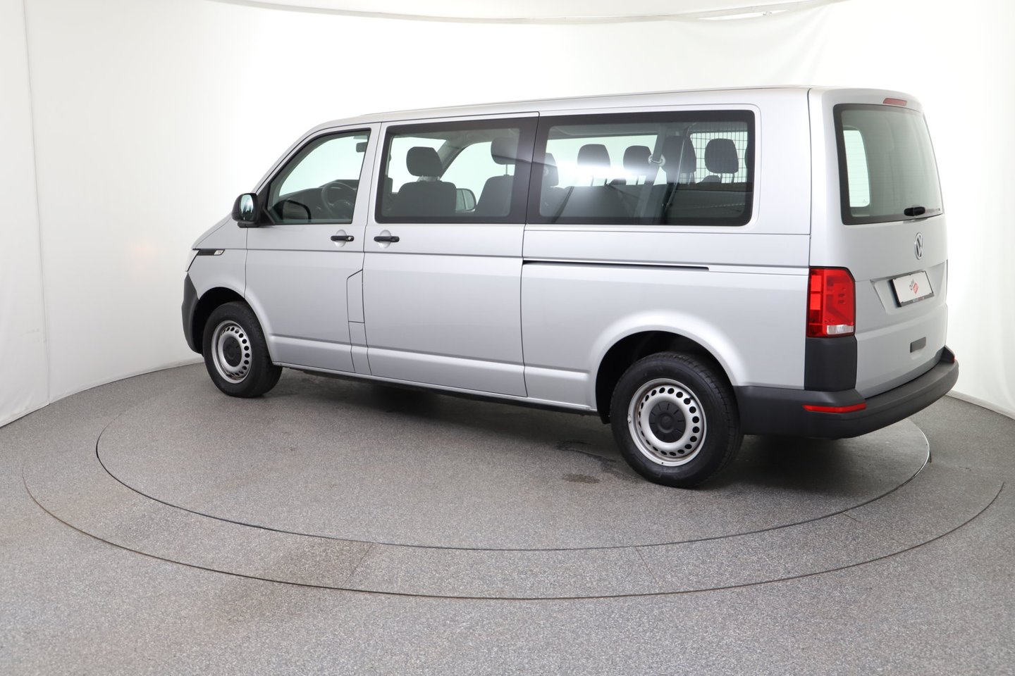 VW Transporter Kombi LR TDI 4MOTION | Bild 3 von 23