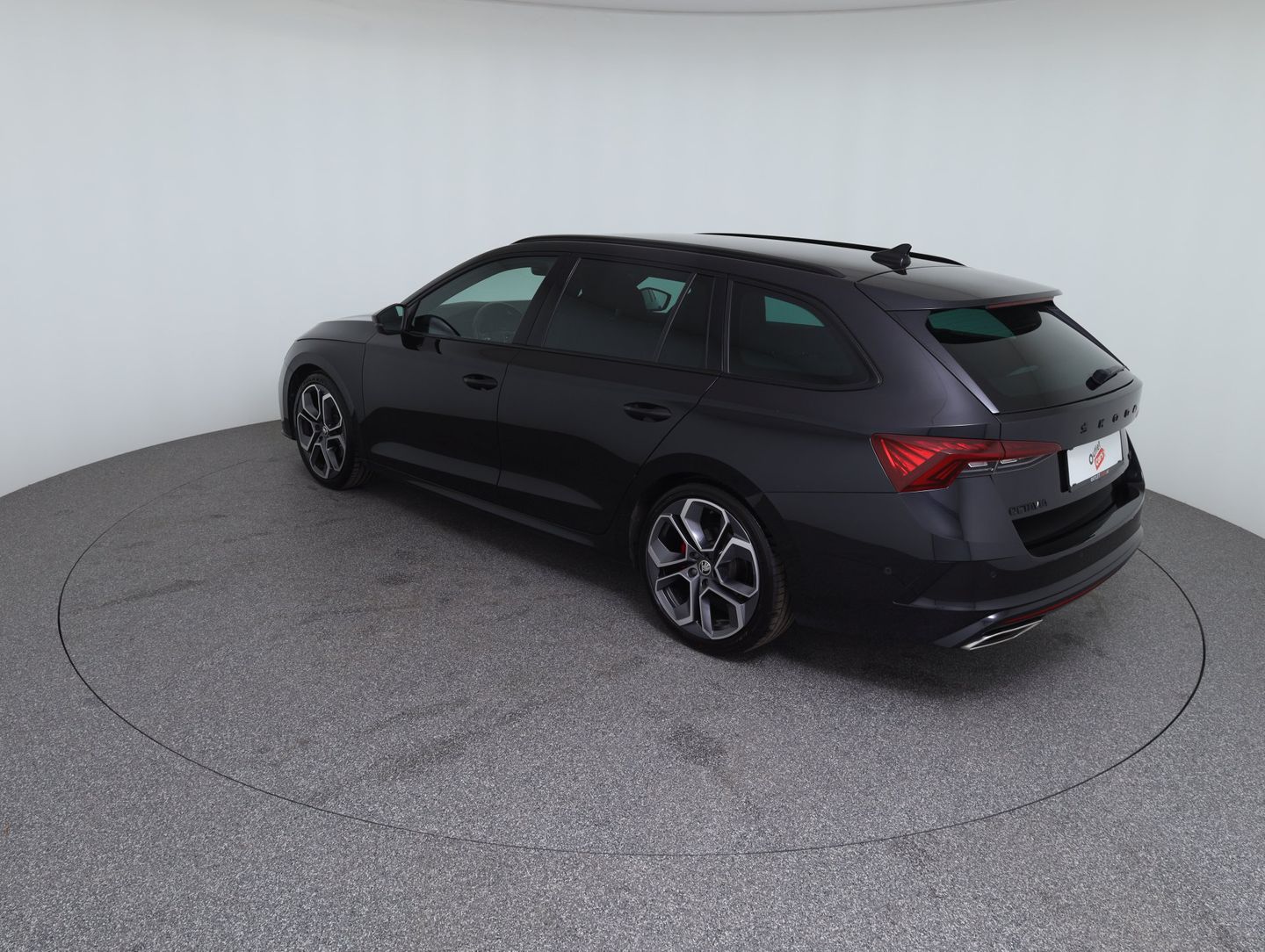 Škoda OCTAVIA Combi RS TDI DSG | Bild 7 von 23