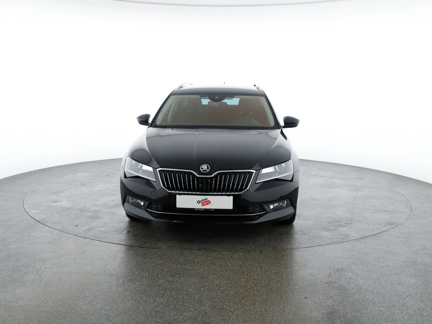 Škoda SUPERB Combi 4x4 Style TDI SCR DSG | Bild 2 von 25