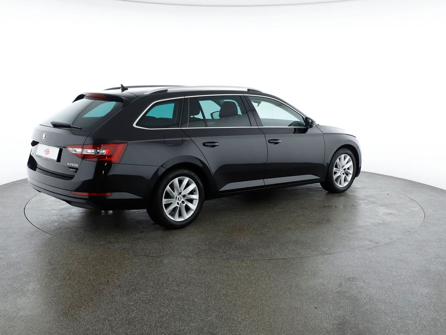 Škoda SUPERB Combi 4x4 Style TDI SCR DSG | Bild 5 von 25