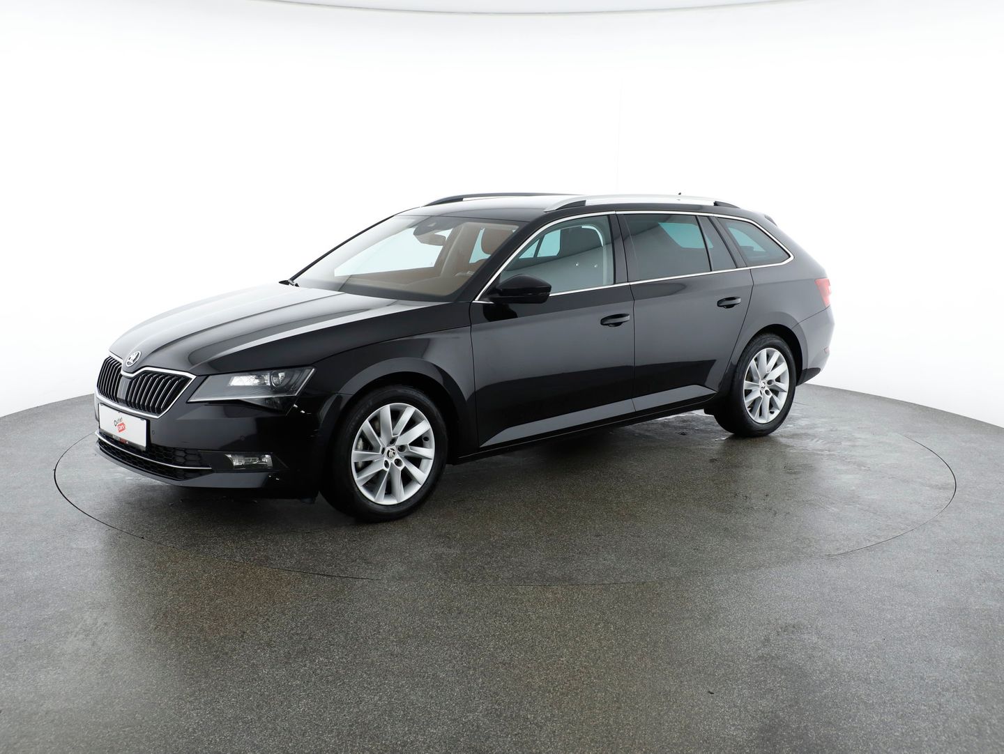 Bild eines Škoda SUPERB Combi 4x4 Style TDI SCR DSG