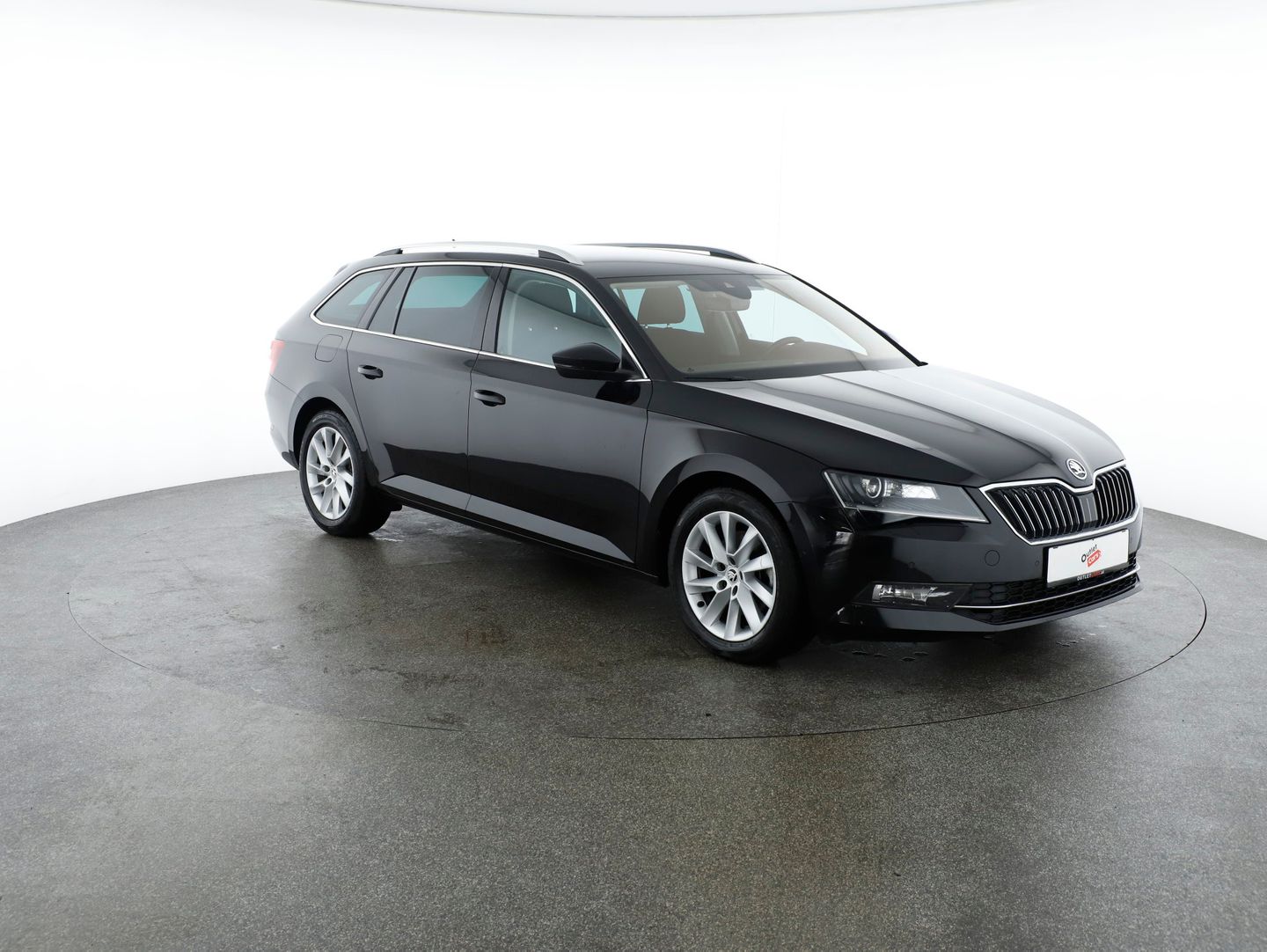 Škoda SUPERB Combi 4x4 Style TDI SCR DSG | Bild 3 von 25