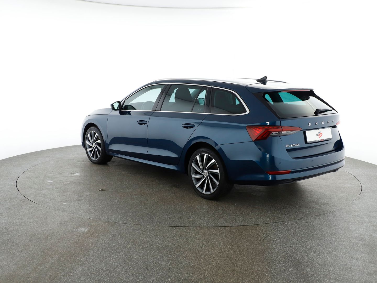 Škoda OCTAVIA Combi Style TDI DSG | Bild 3 von 26