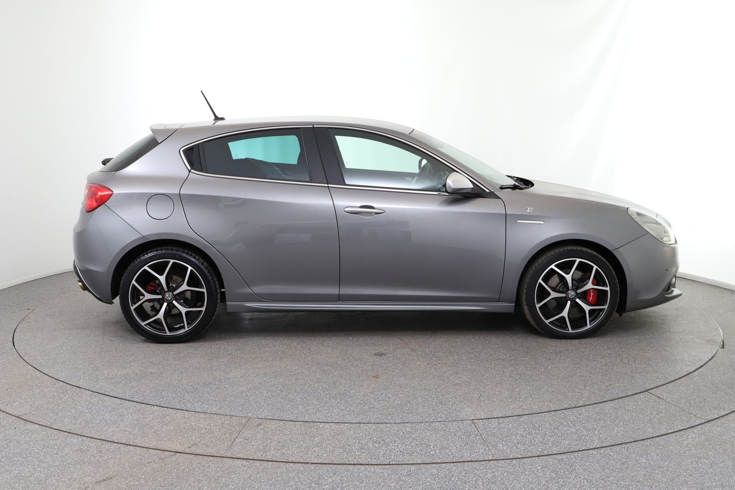 Alfa Romeo Giulietta TI 2,0 JTDM-2 170 TCT | Bild 6 von 22