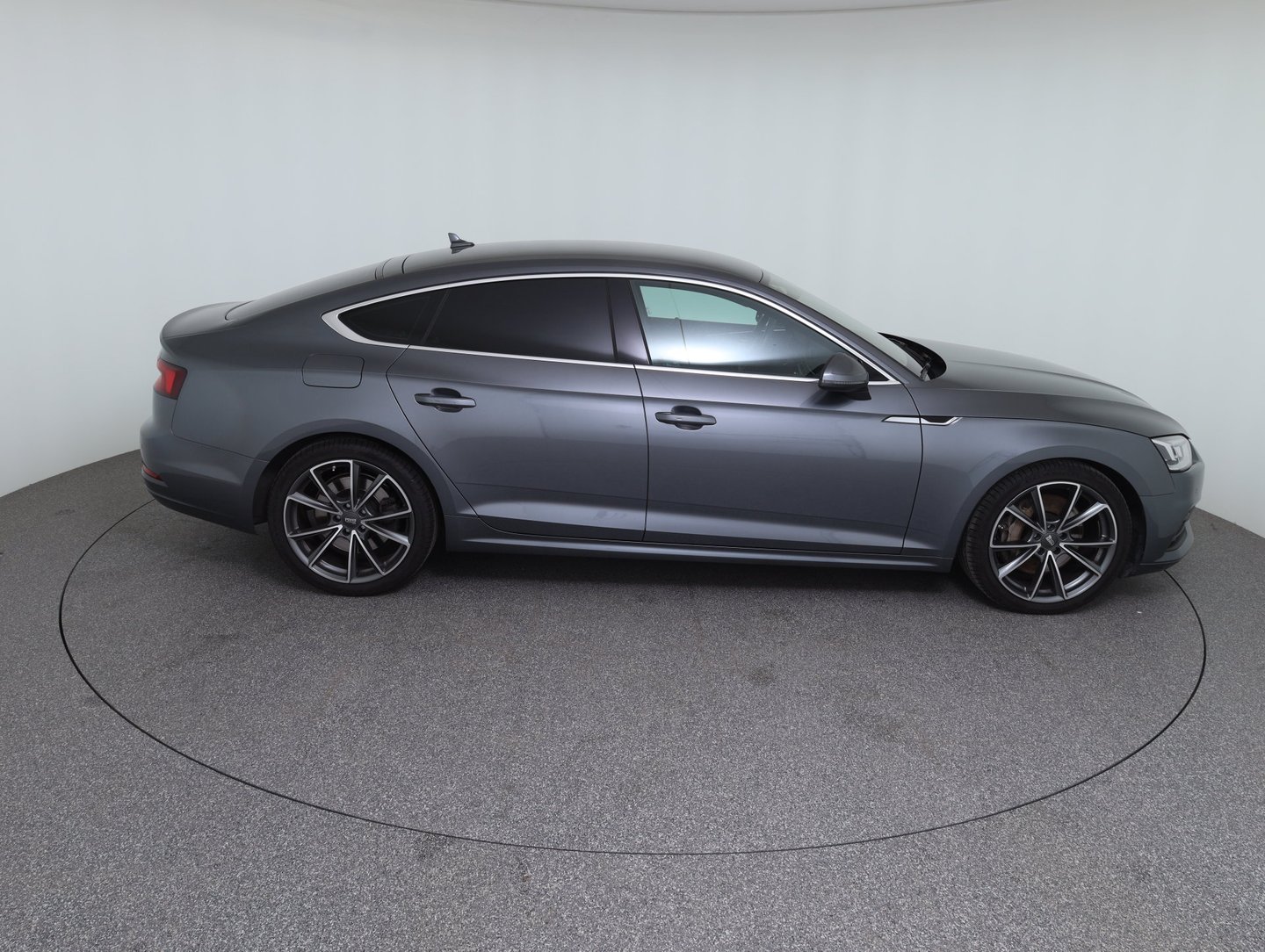 Audi A5 Sportback 45 TDI quattro | Bild 4 von 14