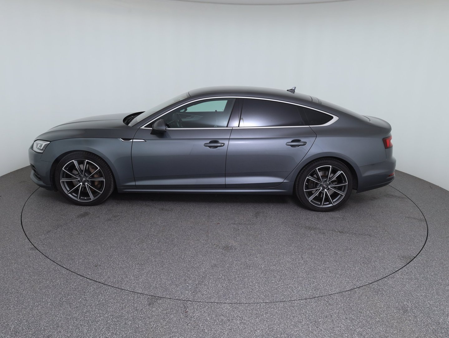 Audi A5 Sportback 45 TDI quattro | Bild 8 von 14