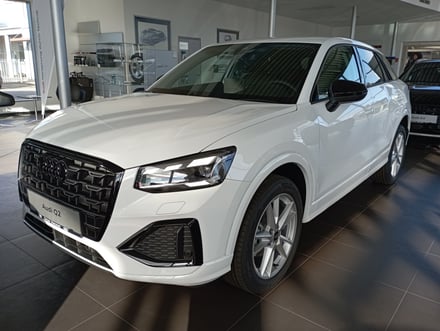 Audi Q2 30 TFSI admired