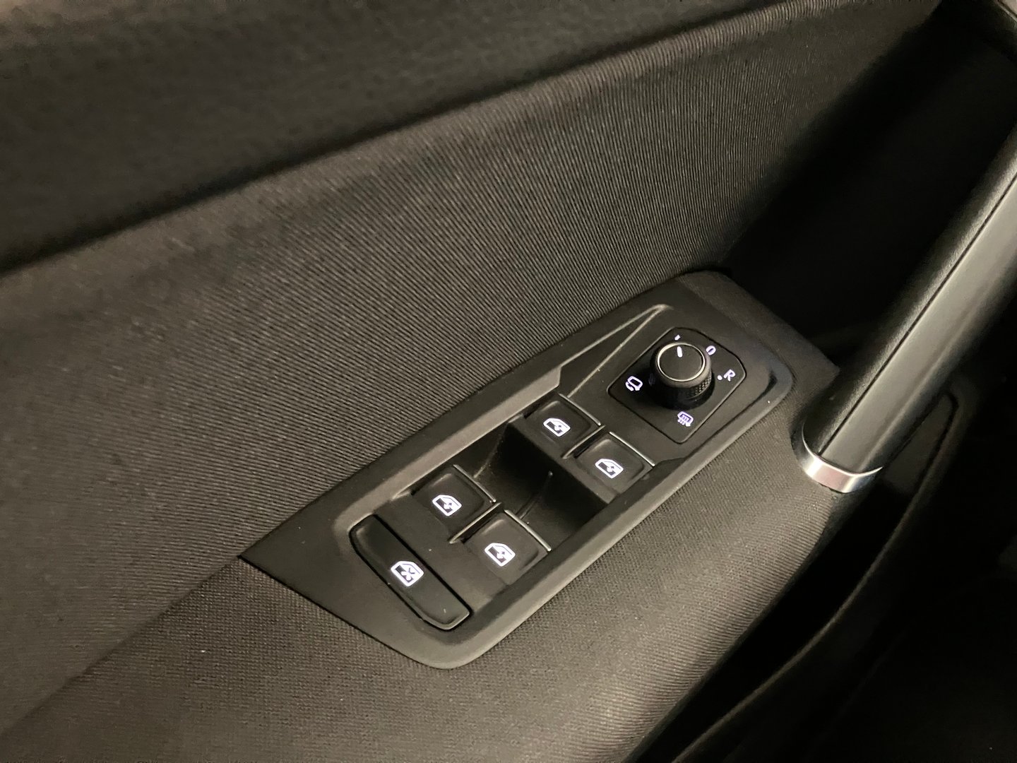 VW Touran Highline TSI ACT OPF DSG 7-Sitzer | Bild 20 von 24