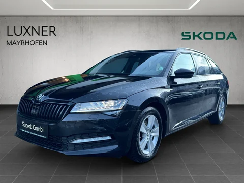Škoda Superb Combi