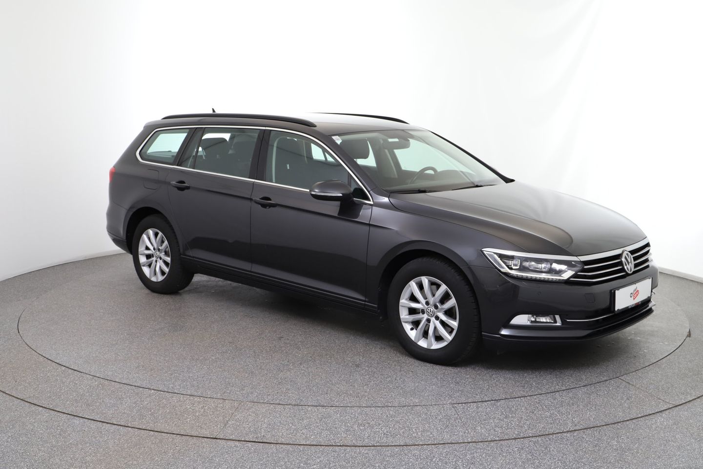 VW Passat Variant Comfortline TDI SCR DSG | Bild 7 von 26