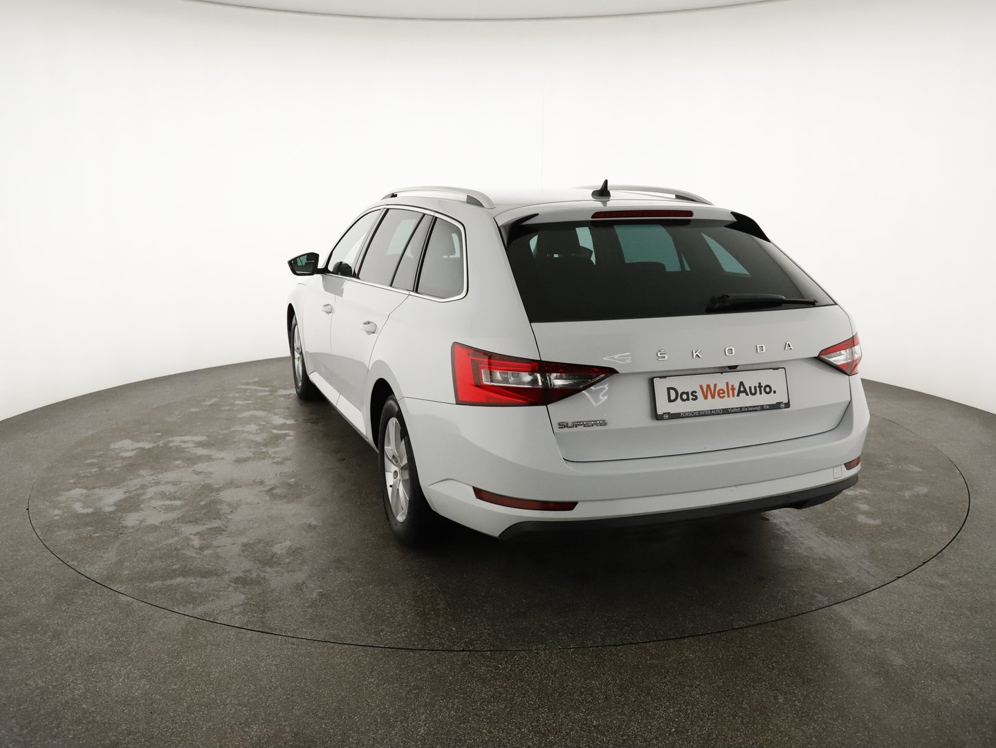 Škoda SUPERB Combi SportLine TDI DSG | Bild 19 von 23