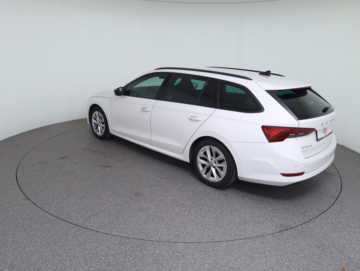 Škoda OCTAVIA Combi Style TSI e-TEC DSG | Bild 7 von 14