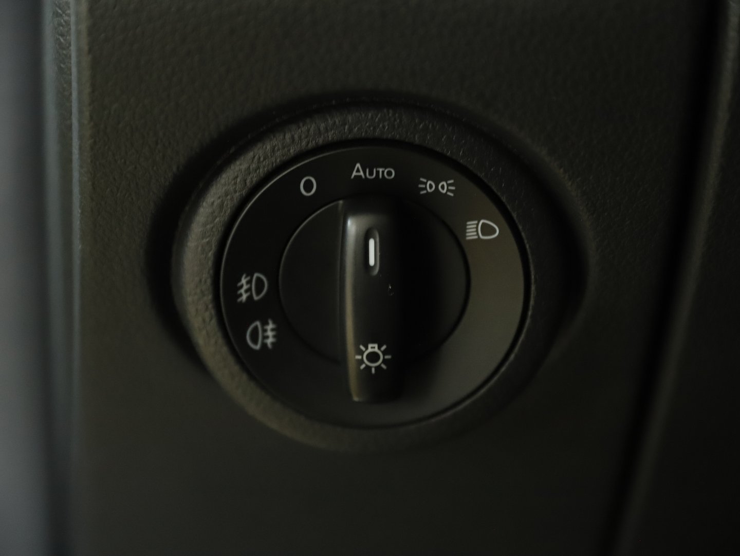 VW Amarok DoubleCab Comfortline 3,0 TDI 4Motion Aut. | Bild 11 von 28