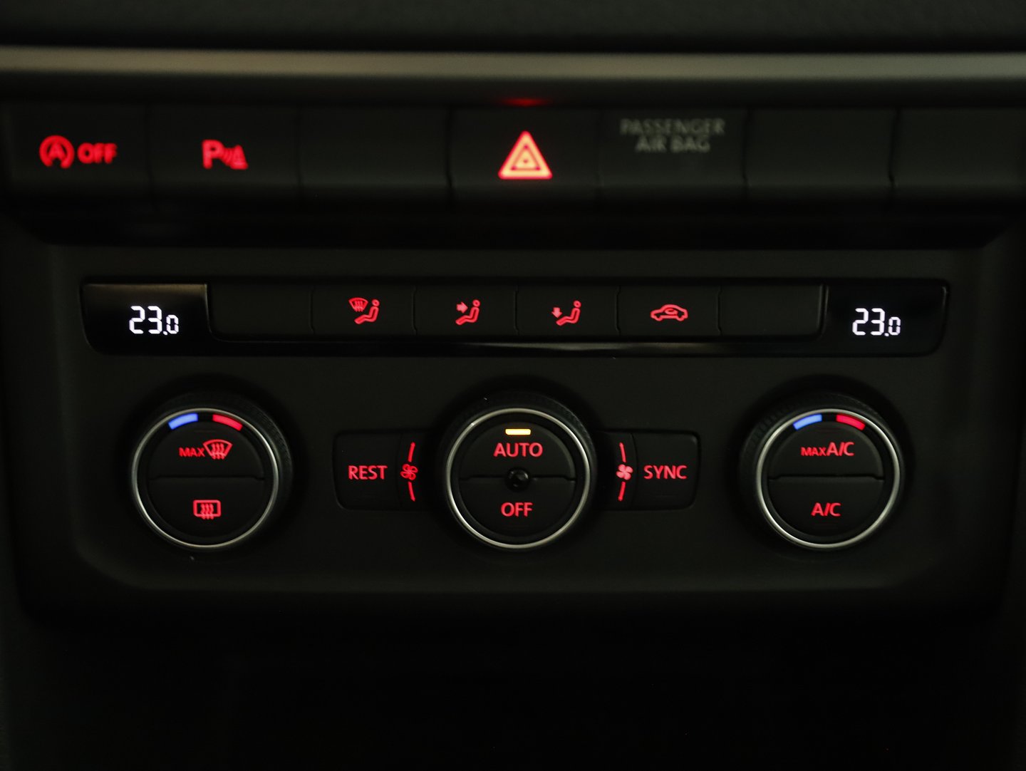 VW Amarok DoubleCab Comfortline 3,0 TDI 4Motion Aut. | Bild 21 von 28