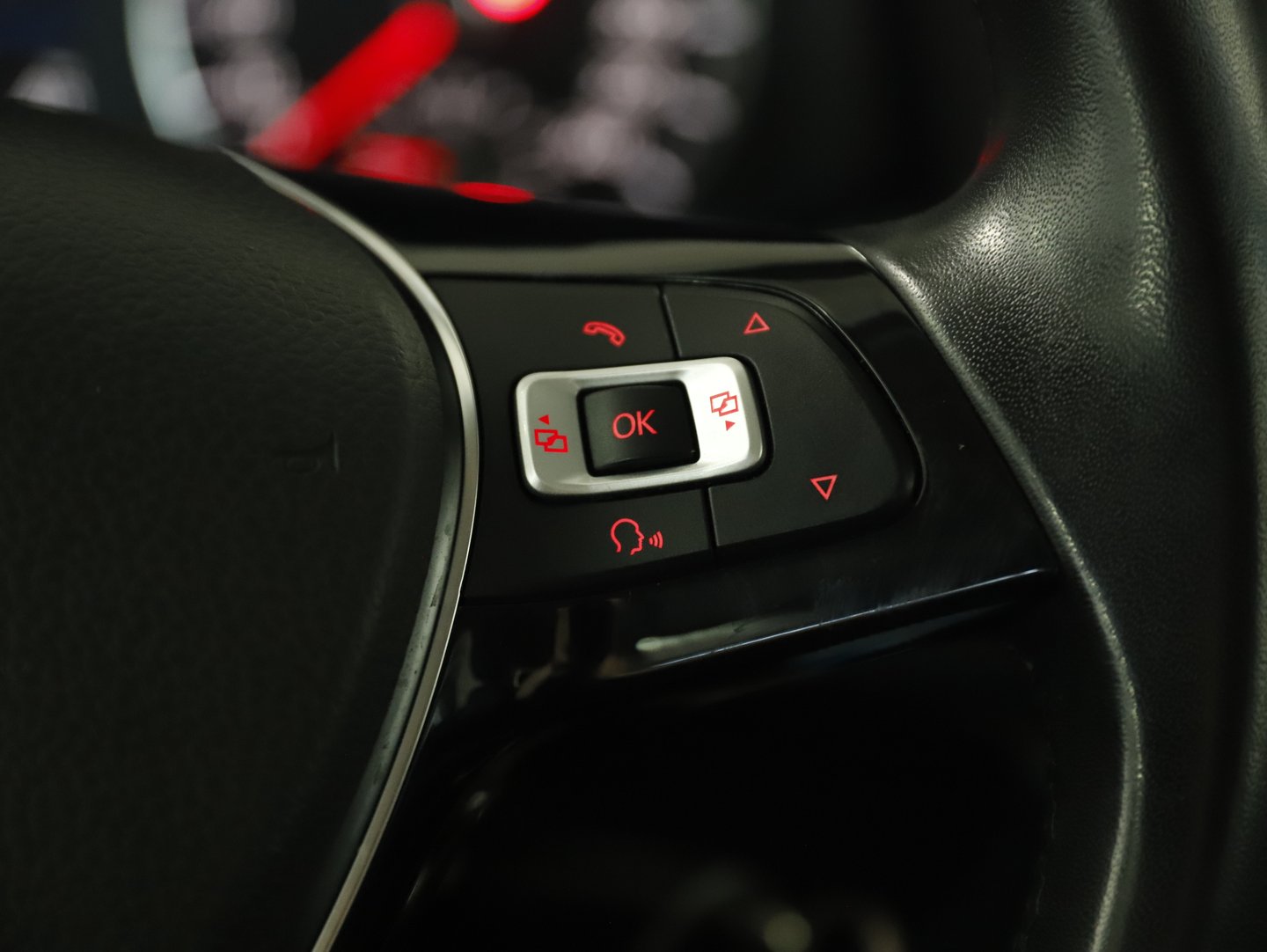VW Amarok DoubleCab Comfortline 3,0 TDI 4Motion Aut. | Bild 17 von 28