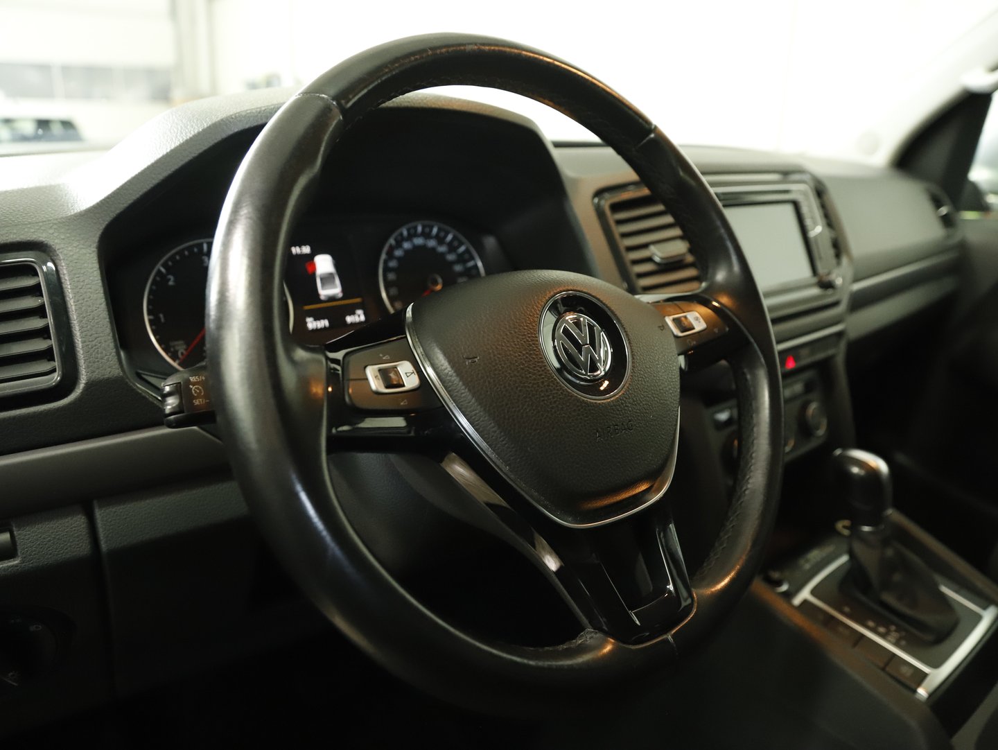 VW Amarok DoubleCab Comfortline 3,0 TDI 4Motion Aut. | Bild 14 von 28