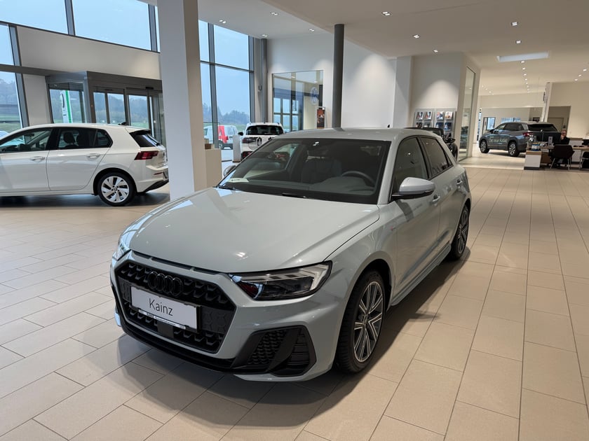 Audi A1 Sportback 25 TFSI S line