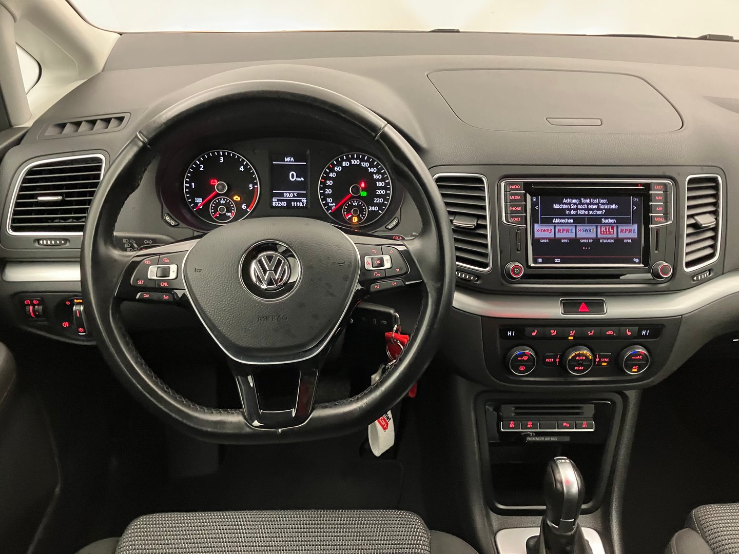 VW Sharan Comfortline SCR 2,0 TDI DSG 7 Sitze | Bild 12 von 26
