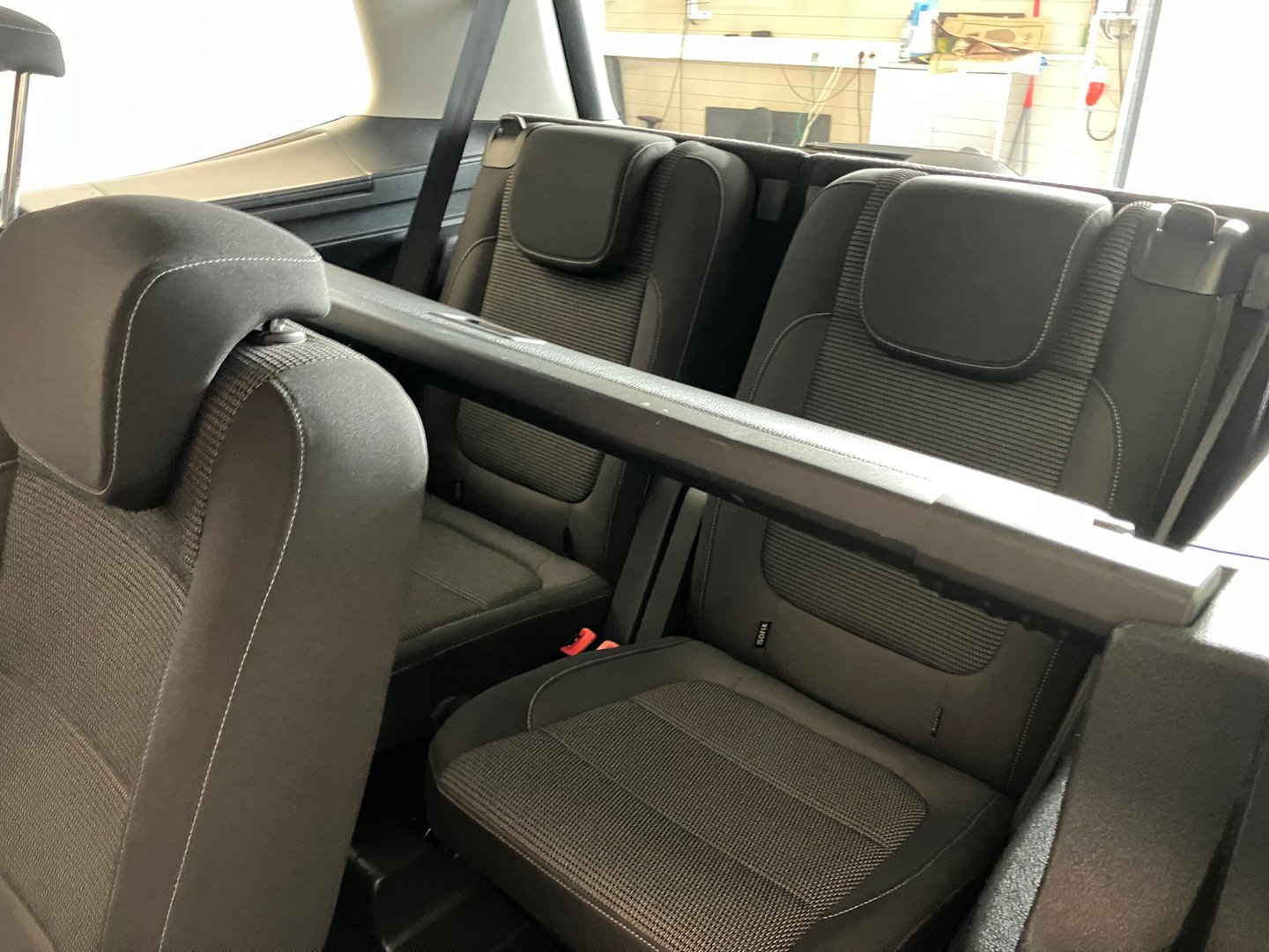 VW Sharan Comfortline SCR 2,0 TDI DSG 7 Sitze | Bild 22 von 26