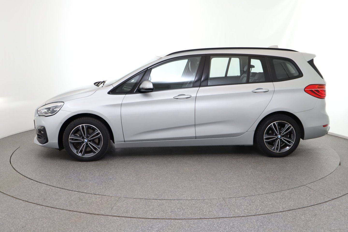 BMW 218d xDrive Gran Tourer Sport Line Aut. | Bild 2 von 32