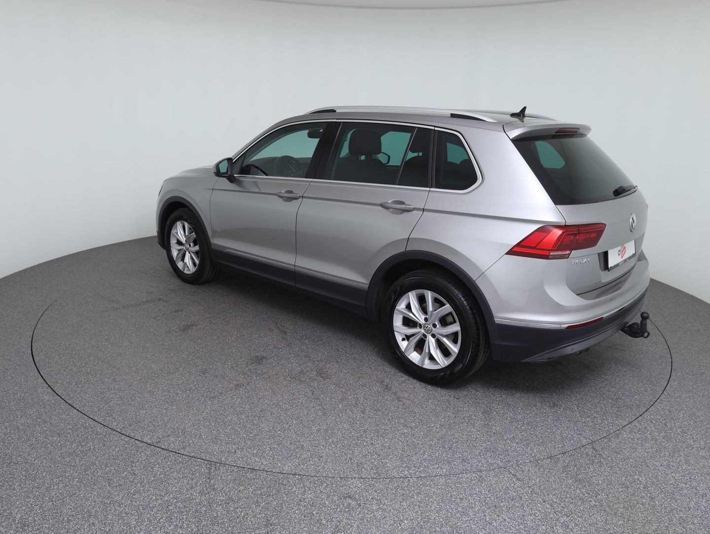 VW Tiguan Comfortline TDI SCR | Bild 7 von 14