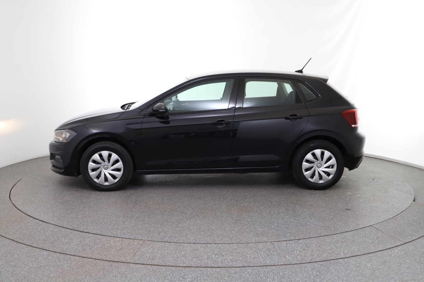 VW Polo Comfortline TDI SCR | Bild 2 von 24