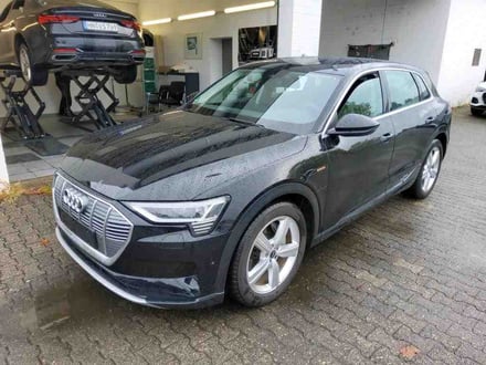 Audi e-tron 55 quattro advanced