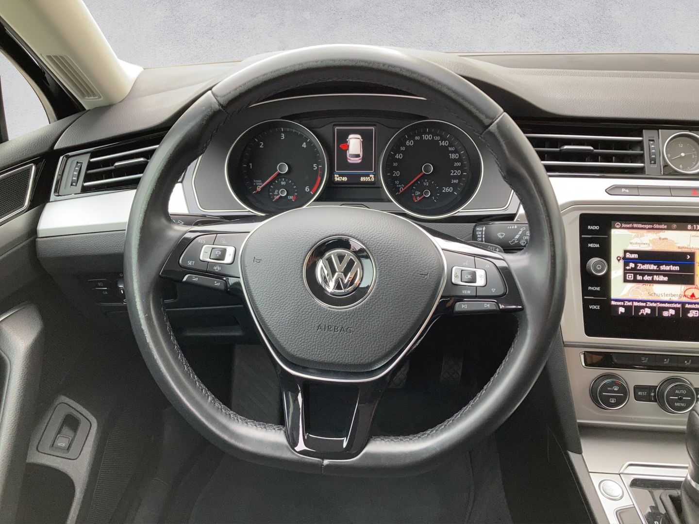 VW Passat Trendline 1,6 TDI | Bild 15 von 16