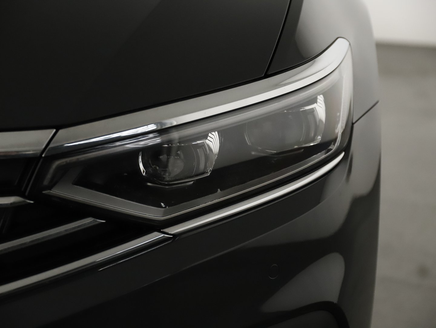 VW Passat Variant Elegance TDI DSG | Bild 28 von 30