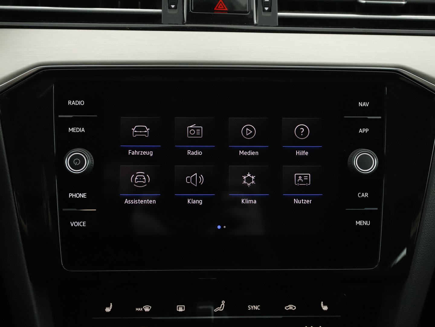 VW Passat Variant Elegance TDI DSG | Bild 19 von 30