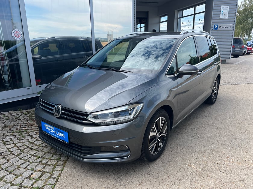 VW Touran Highline TDI SCR DSG