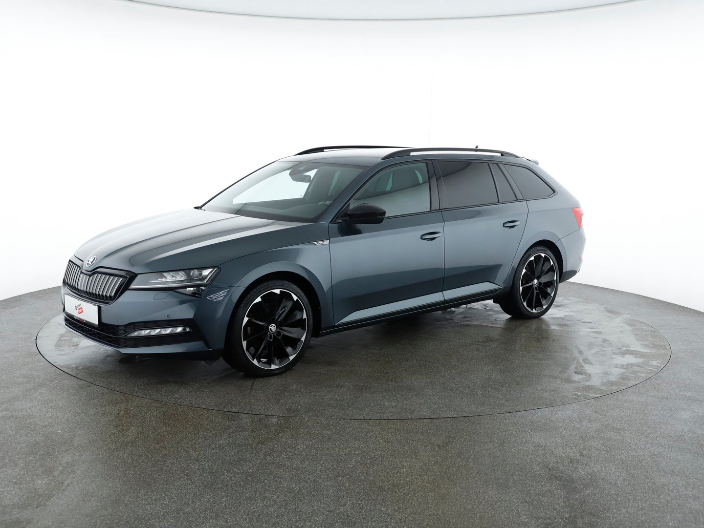 Bild eines Škoda SUPERB Combi iV SPORTLINE DSG