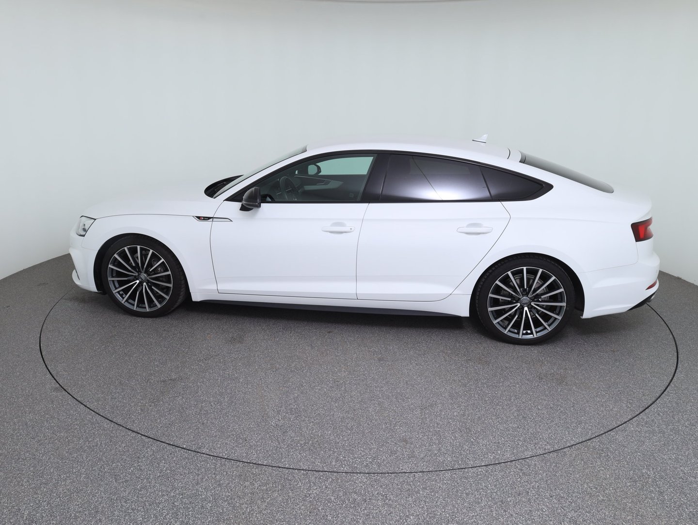 Audi A5 Sportback 40 TDI quattro Sport | Bild 8 von 26