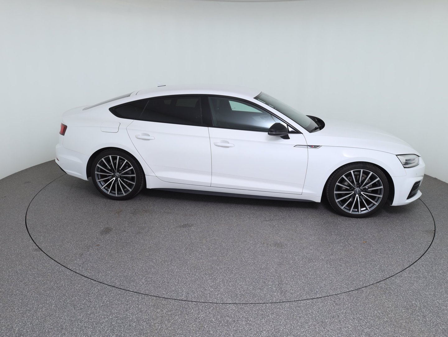 Audi A5 Sportback 40 TDI quattro Sport | Bild 4 von 26