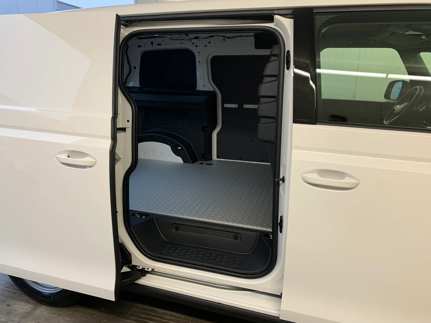 Bild eines ID. Buzz Cargo Pure 125 kW