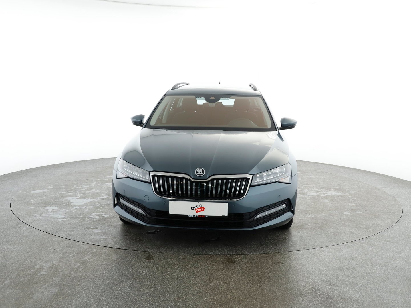 Škoda SUPERB Combi SportLine TDI SCR DSG | Bild 2 von 24