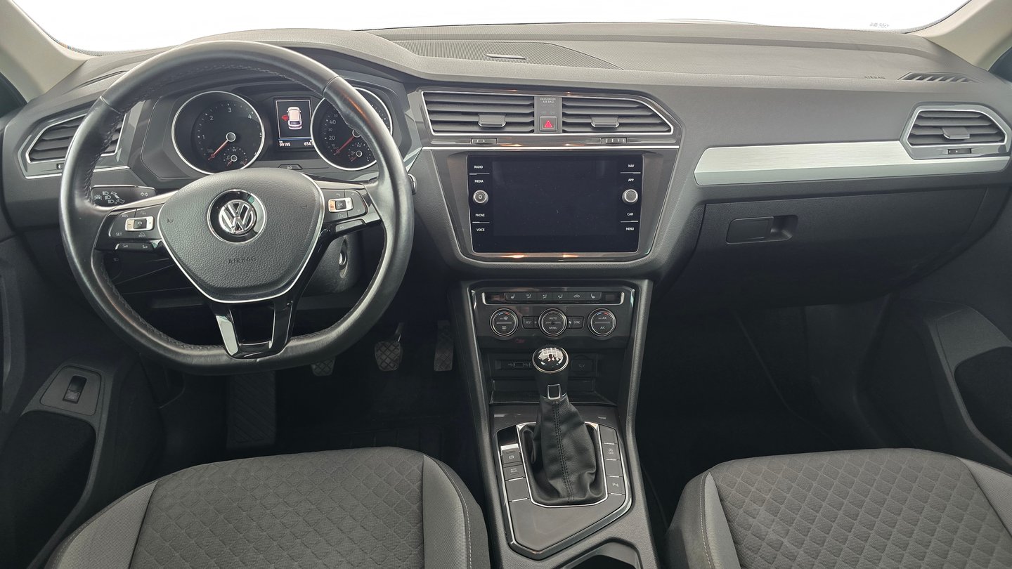 VW Tiguan Comfortline TDI SCR | Bild 13 von 23