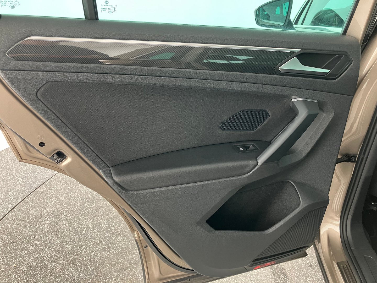 VW Tiguan Highline TDI SCR DSG | Bild 17 von 24