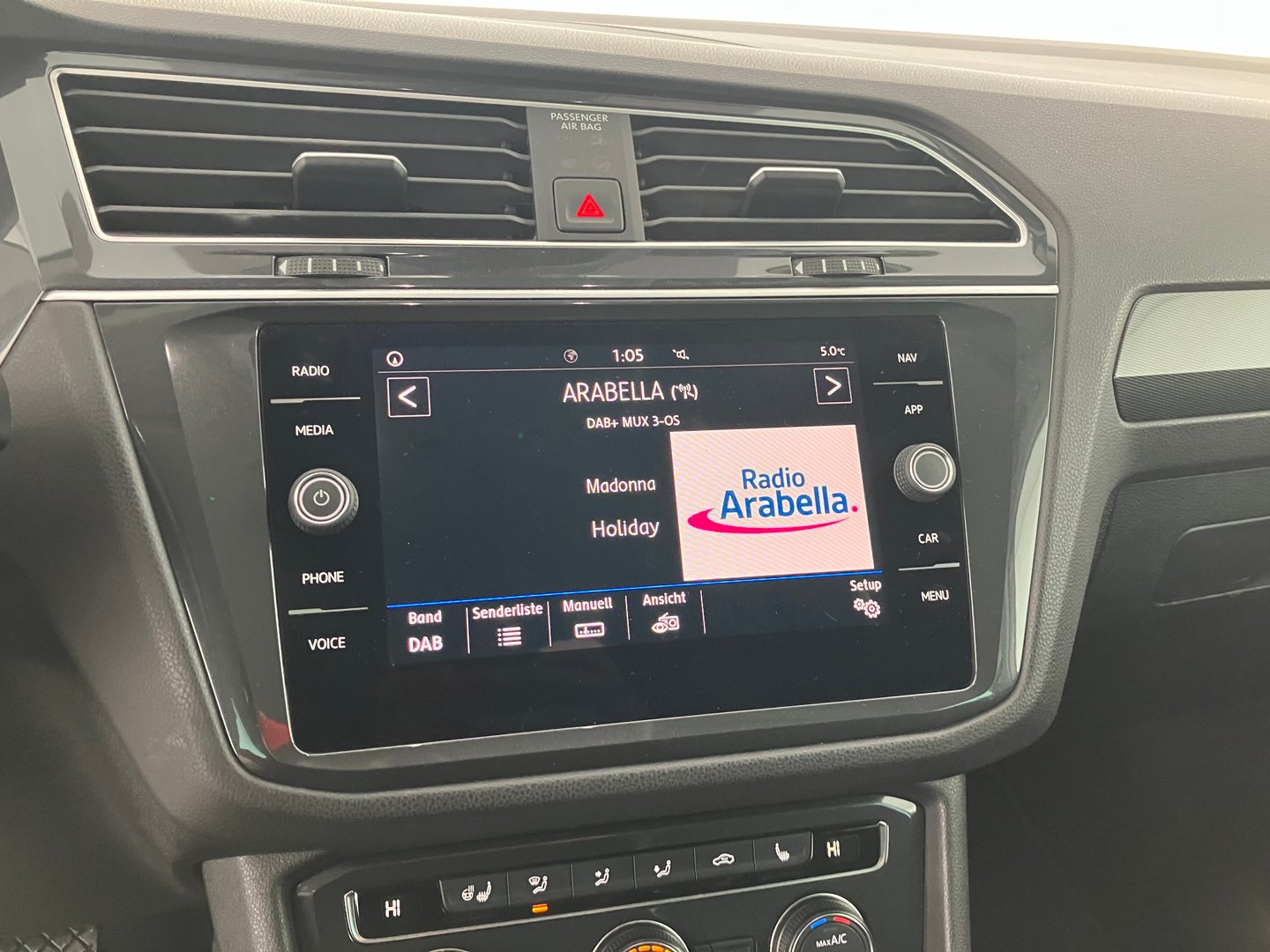 VW Tiguan Highline TDI SCR DSG | Bild 12 von 24