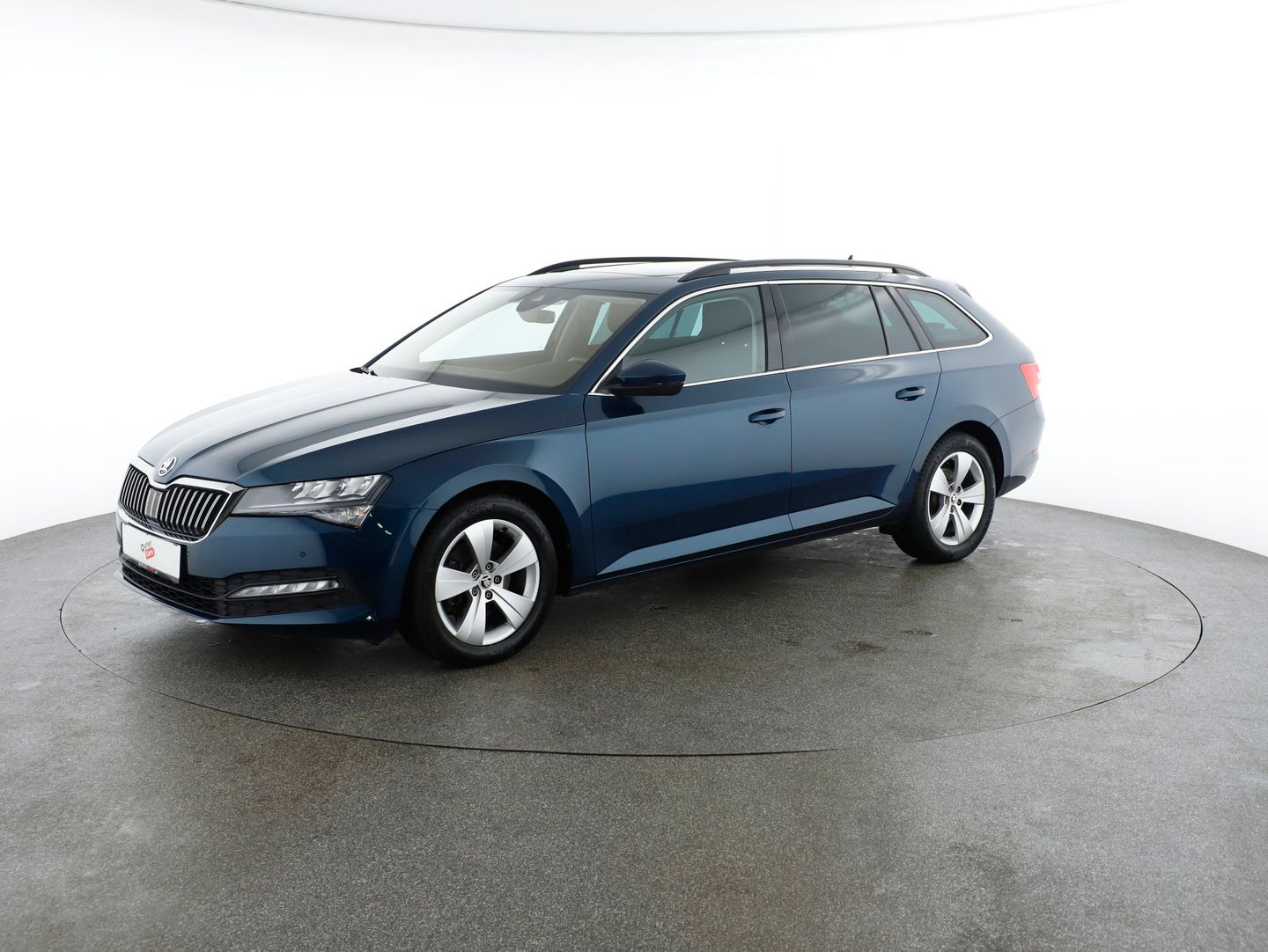 Škoda SUPERB Combi 4x4 Ambition TDI DSG | Bild 1 von 25