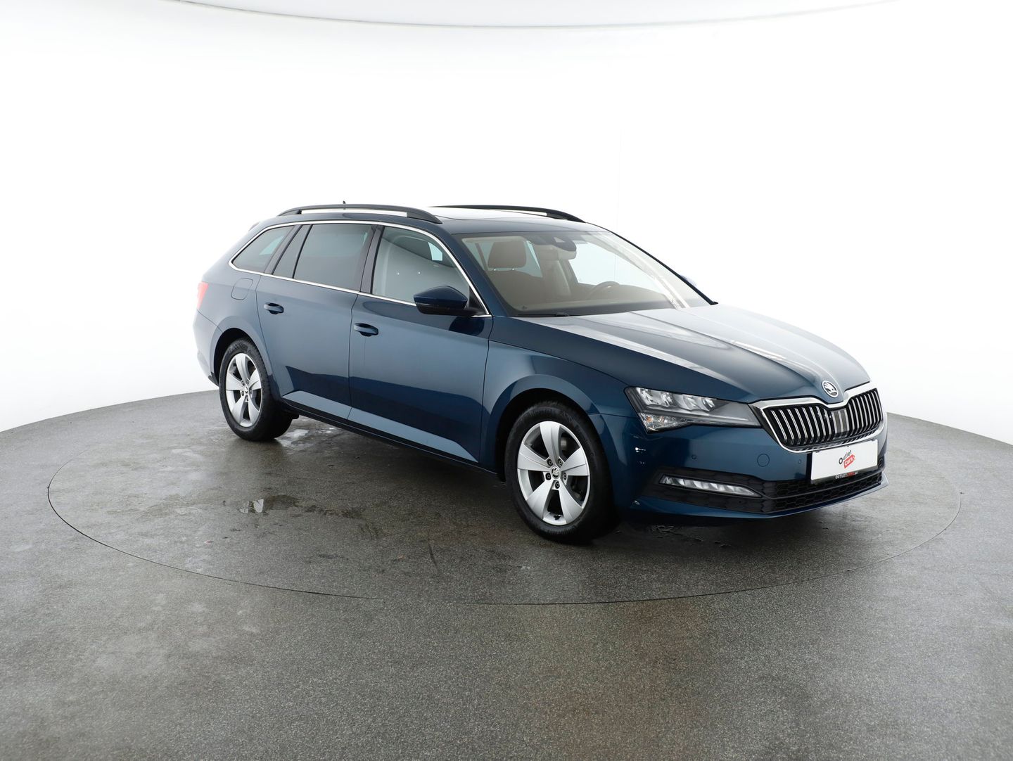 Škoda SUPERB Combi 4x4 Ambition TDI DSG | Bild 7 von 25