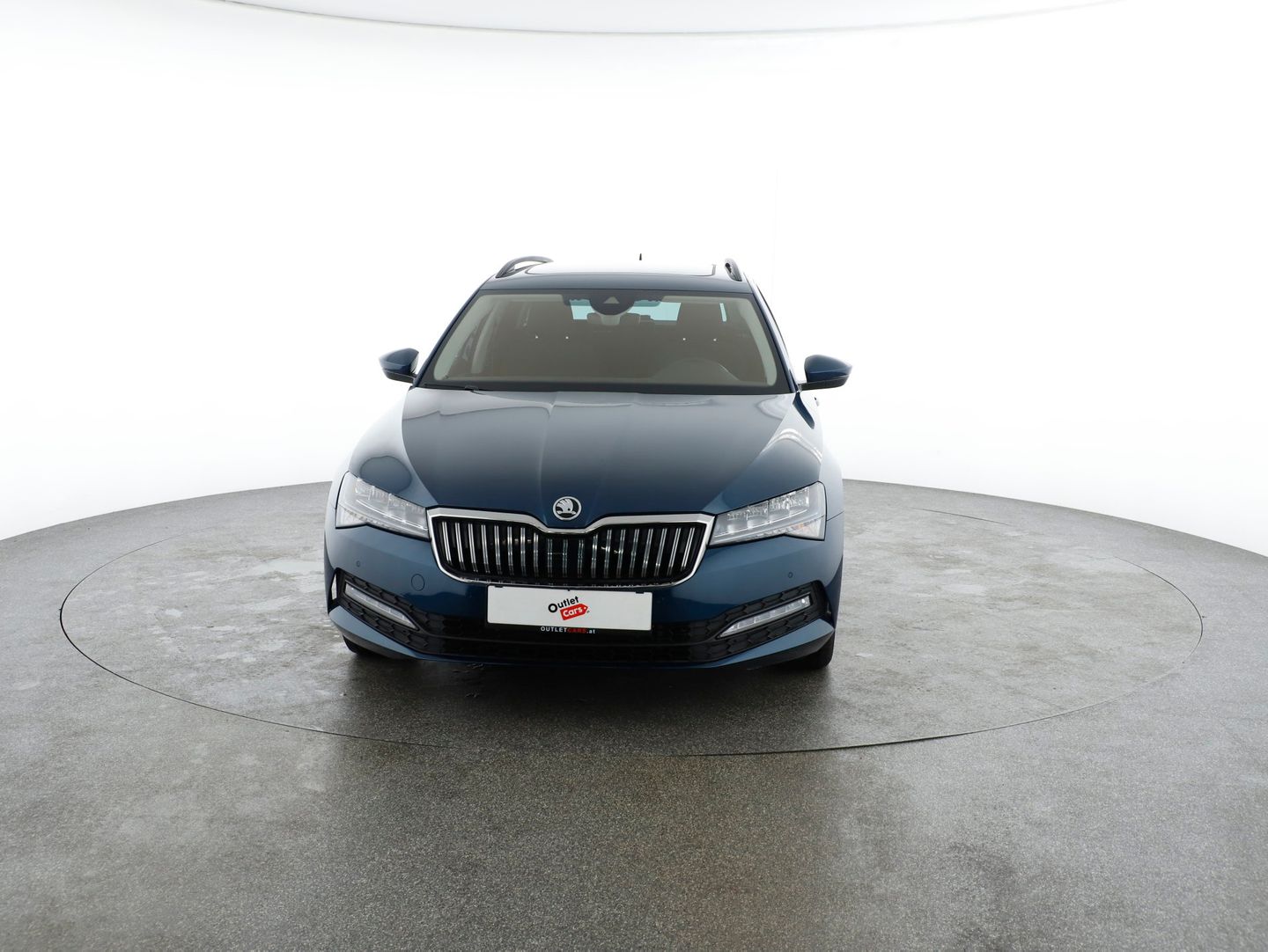 Škoda SUPERB Combi 4x4 Ambition TDI DSG | Bild 8 von 25