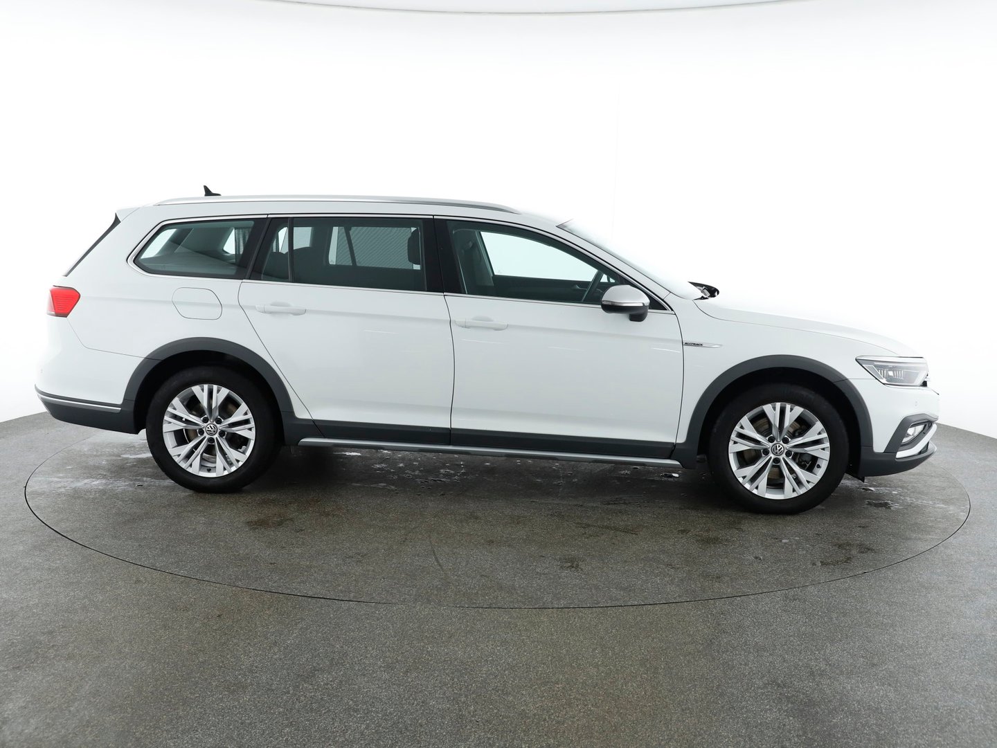 VW Passat Alltrack TDI 4MOTION DSG | Bild 4 von 9